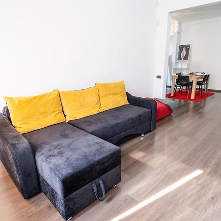 Cozy & Spacious Flat Near Victoriei Square Bucureşti Eksteriør bilde