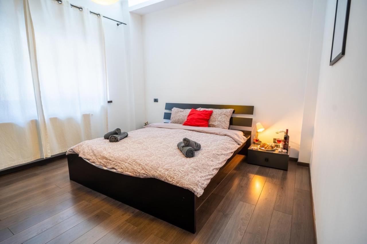 Cozy & Spacious Flat Near Victoriei Square Bucureşti Eksteriør bilde