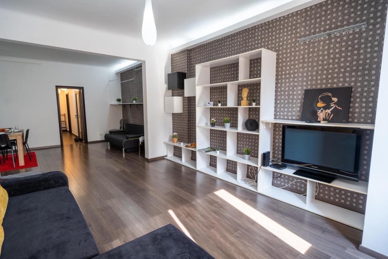 Cozy & Spacious Flat Near Victoriei Square Bucureşti Eksteriør bilde